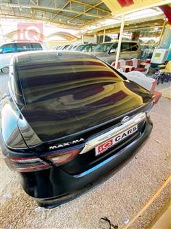 Nissan Maxima